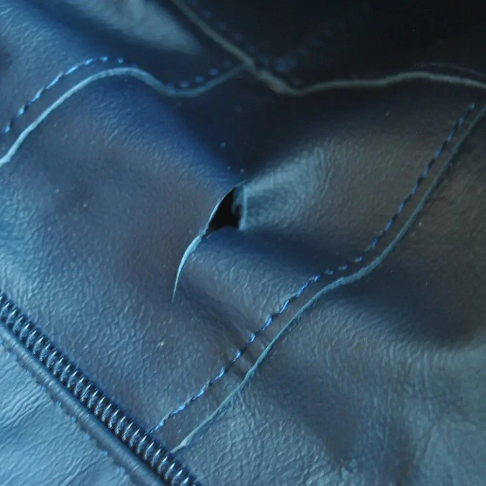 Buick Open Blue Genuine Leather Duffel Bag Size: 22